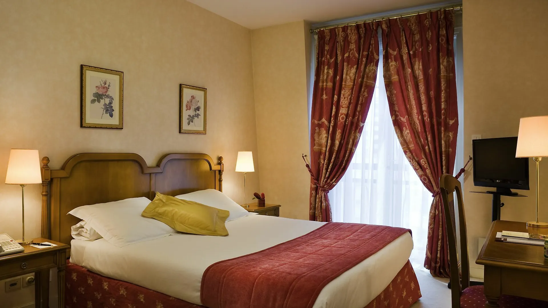 Warwick Reine Astrid - Lyon Aparthotel